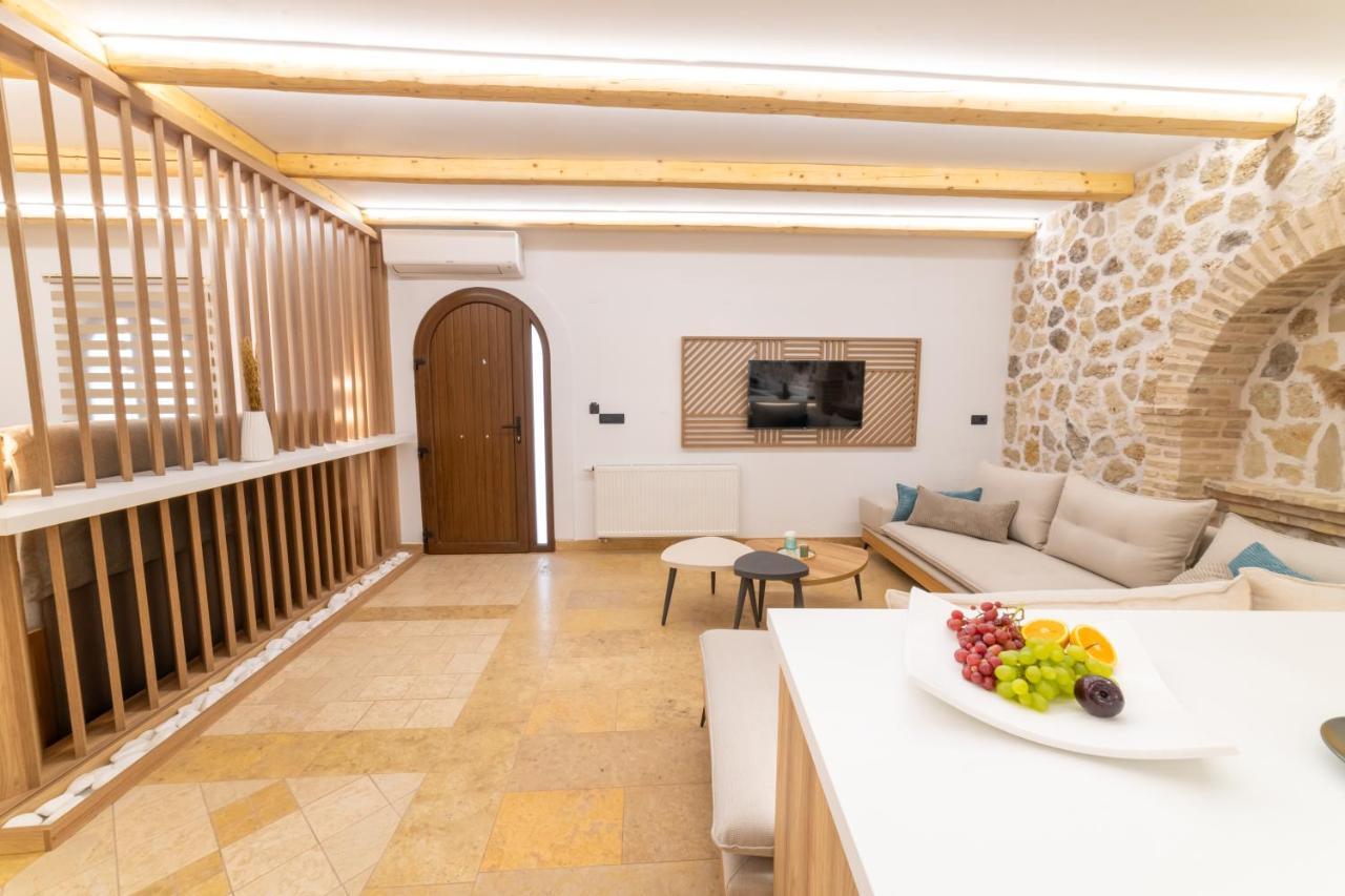 Domus Inn Luxury Apartments Parga Bagian luar foto