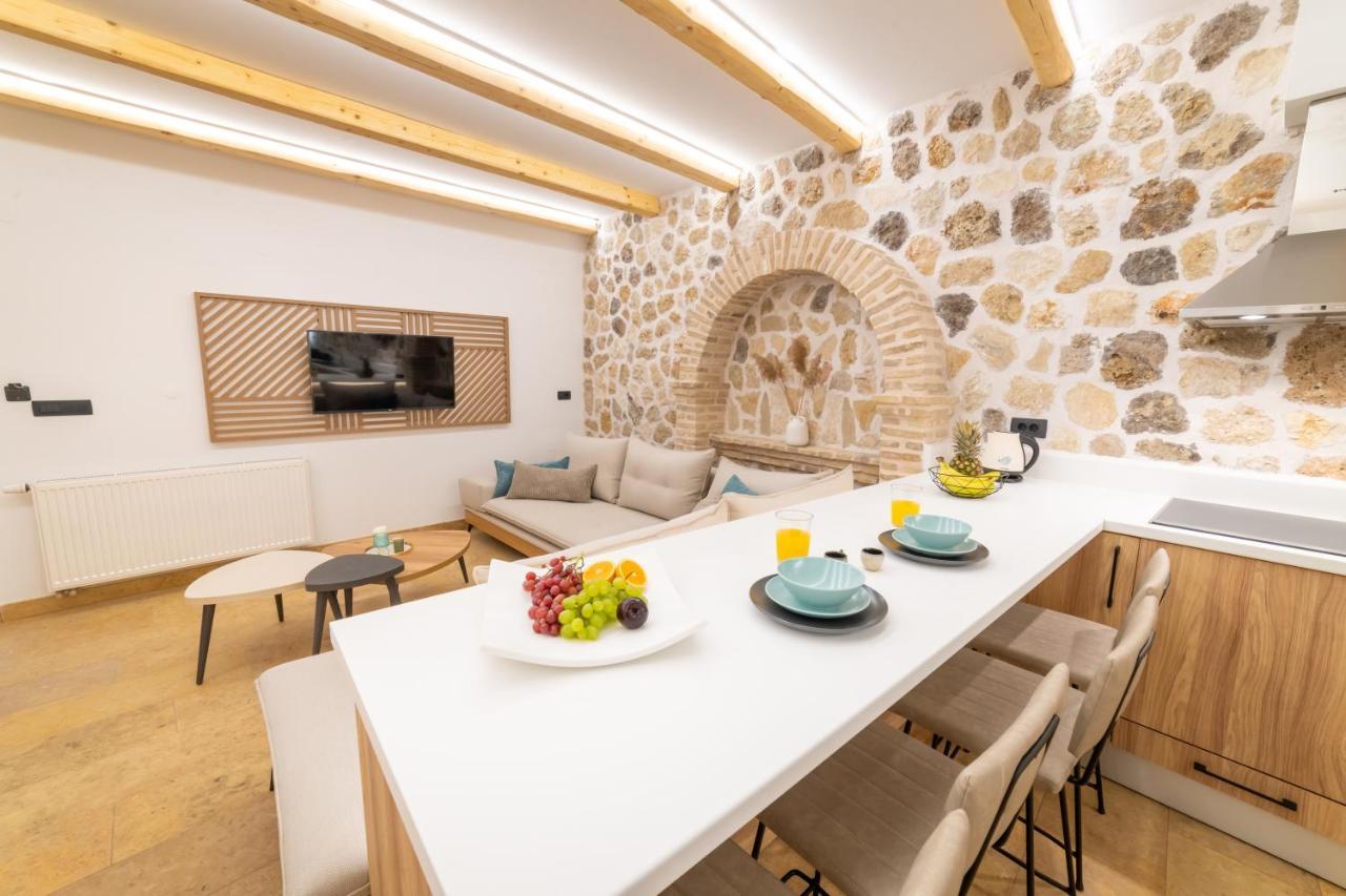 Domus Inn Luxury Apartments Parga Bagian luar foto