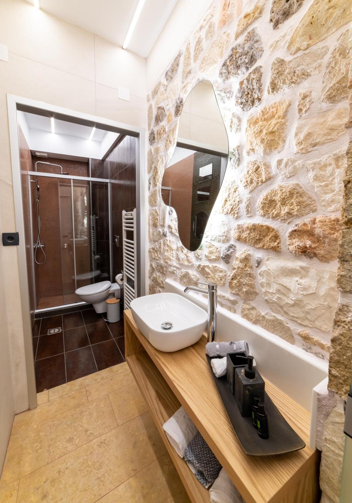 Domus Inn Luxury Apartments Parga Bagian luar foto